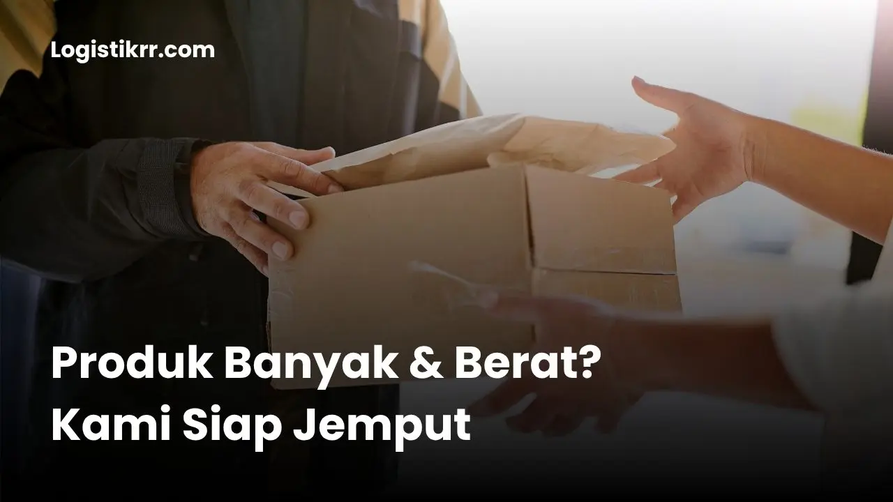 Tim Logistik RR sedang menjemput barang dari pelanggan